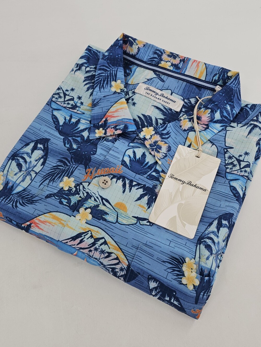 Tommy Bahama Hawaii Exclusive The Bahama Coast IslandZone Shirt Men's Top